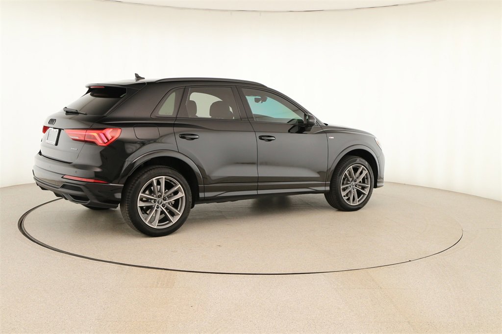 Certified 2024 Audi Q3 2.0T Premium Plus image 7