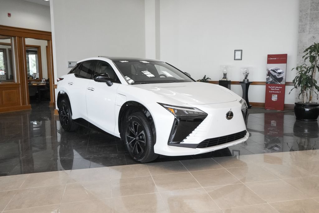 New 2026 Lexus RZ 350e 2WD image 2