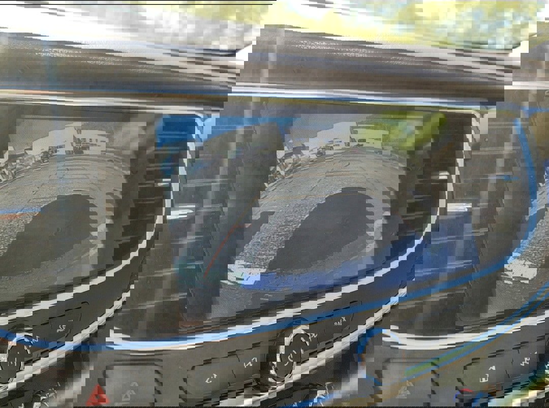 Used 2018 Buick LaCrosse Essence w/ Sights and Sounds Package image 7