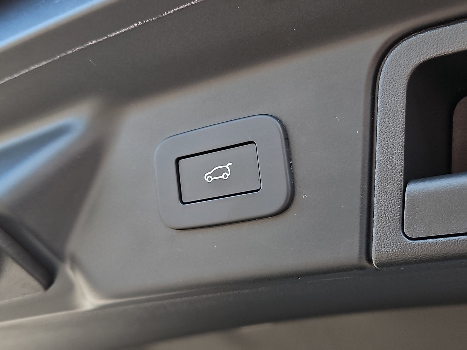 Used 2025 Land Rover Range Rover Velar Dynamic SE AWD/4WD image 30