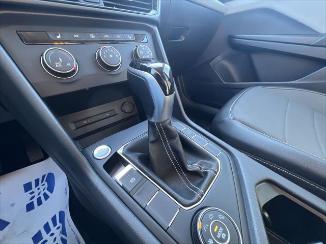 Certified 2022 Volkswagen Taos SE image 19