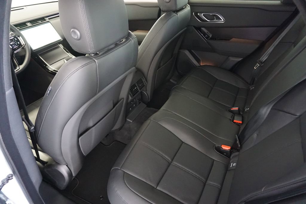 New 2026 Land Rover Range Rover Velar Dynamic SE image 29