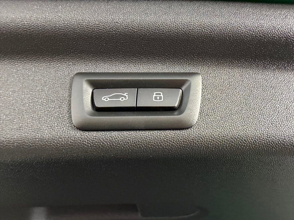 Used 2025 MINI Cooper Countryman S w/ Comfort Package Max image 30