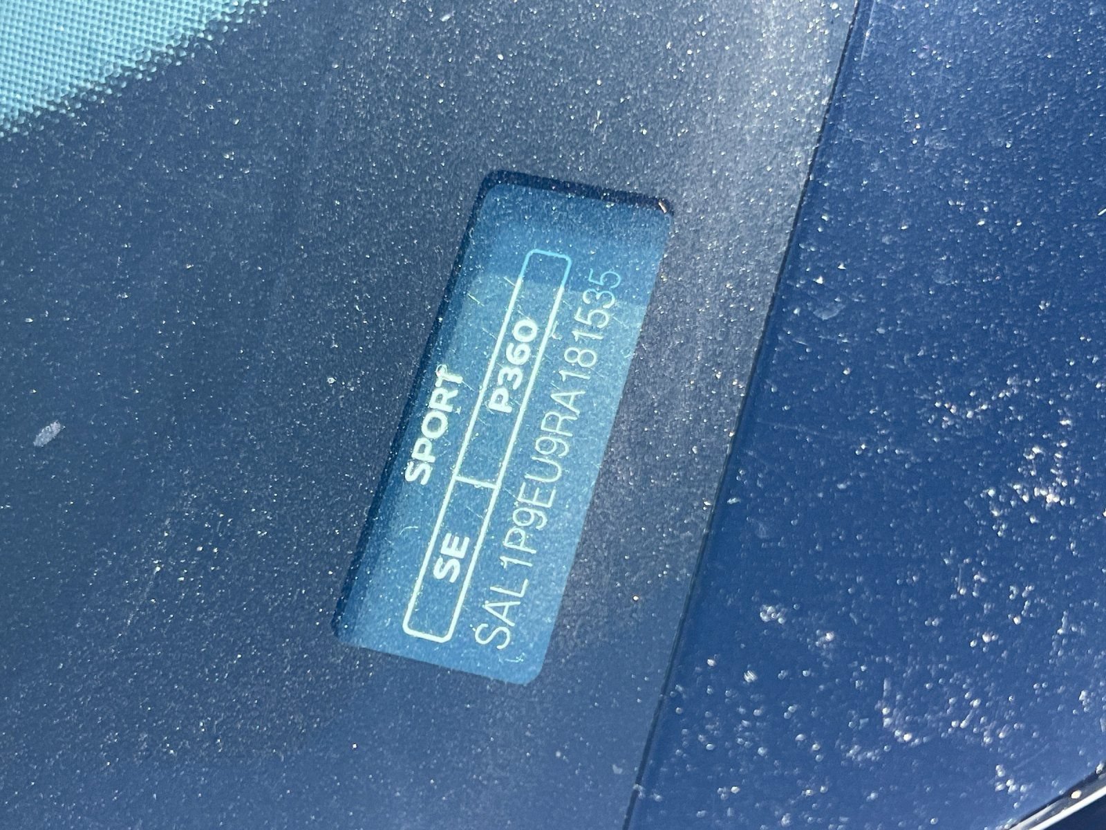 Used 2024 Land Rover Range Rover Sport SE AWD/4WD image 3