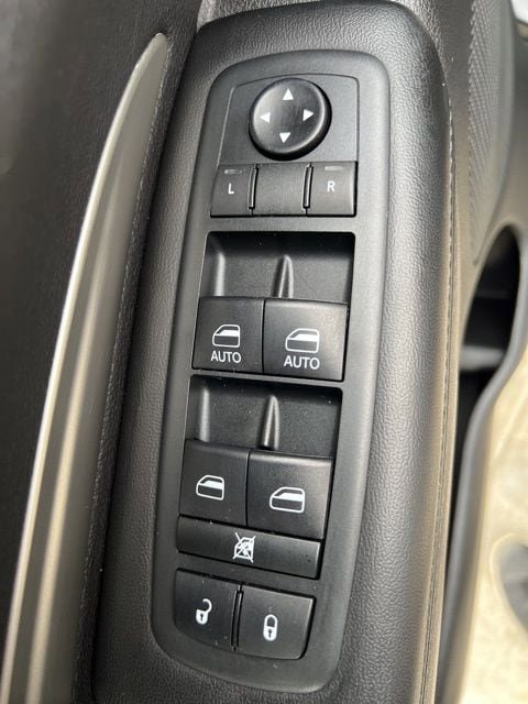 Certified 2020 Dodge Durango SXT AWD/4WD image 16