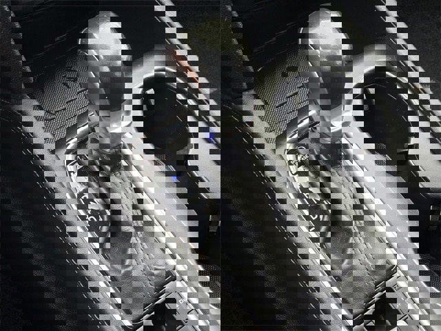 Used 2020 Hyundai Santa Fe Limited image 17