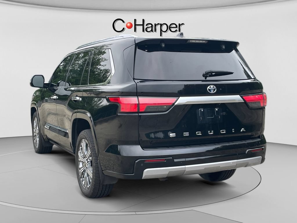 Used 2023 Toyota Sequoia Capstone AWD/4WD image 5