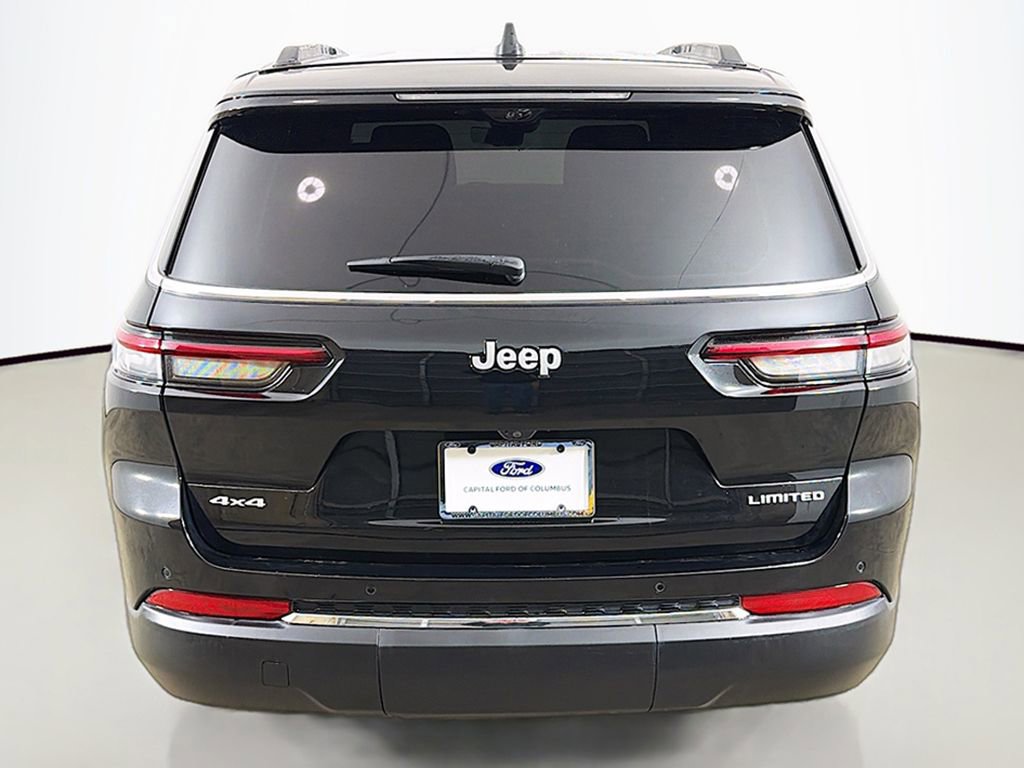 Used 2024 Jeep Grand Cherokee L Limited w/ Luxury Tech Group II image 16
