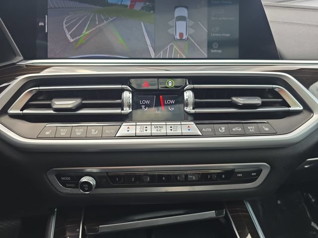 Used 2021 BMW X5 xDrive40i w/ Convenience Package AWD/4WD image 17