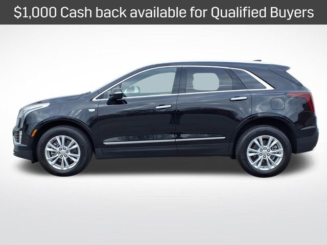 New 2026 Cadillac XT5 Luxury image 2