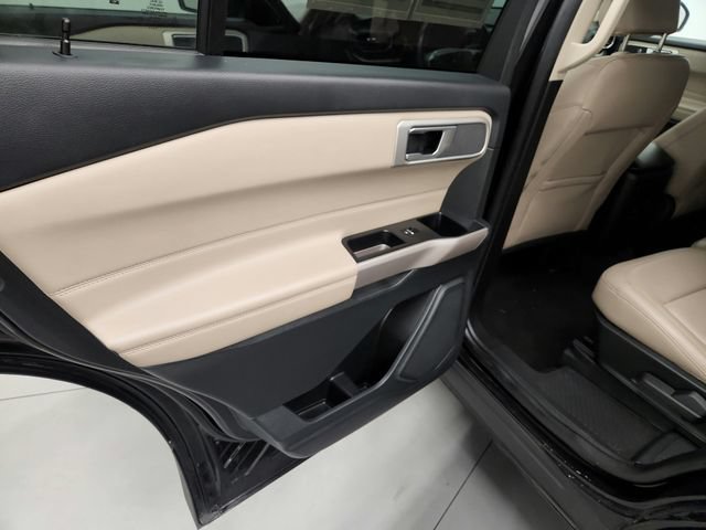 Used 2023 Ford Explorer XLT w/ Equipment Group 202A AWD/4WD image 24
