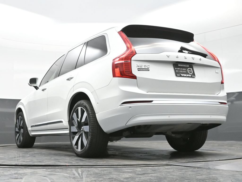 Used 2023 Volvo XC90 T8 Ultimate AWD/4WD image 22