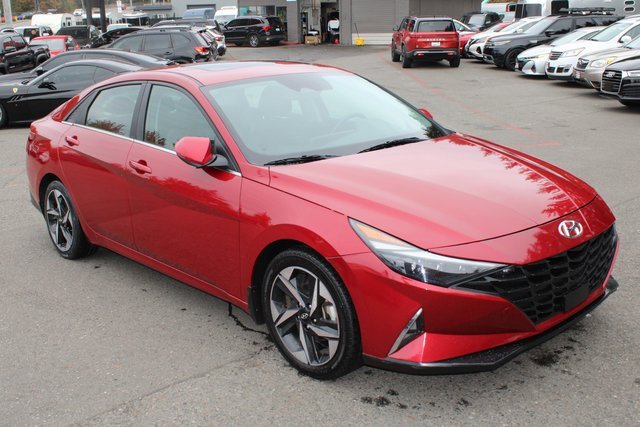 Used 2022 Hyundai Elantra Limited image 1
