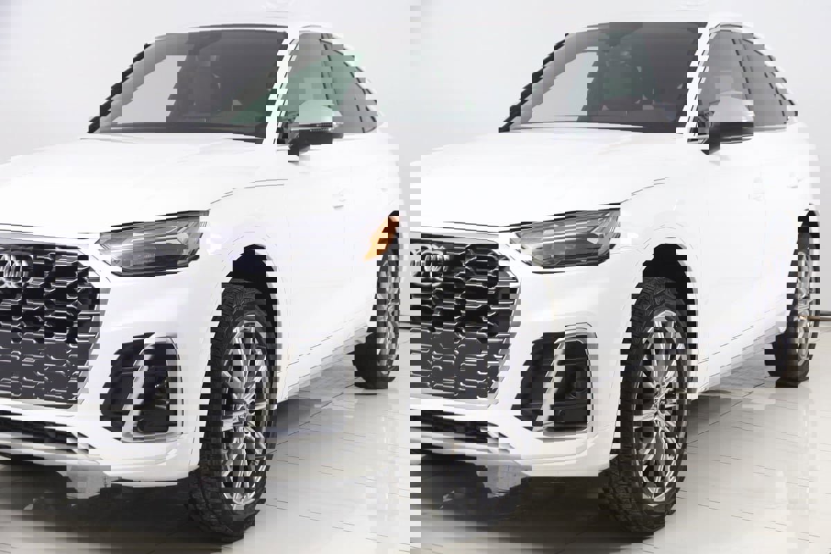 Used 2022 Audi SQ5 Premium image 54