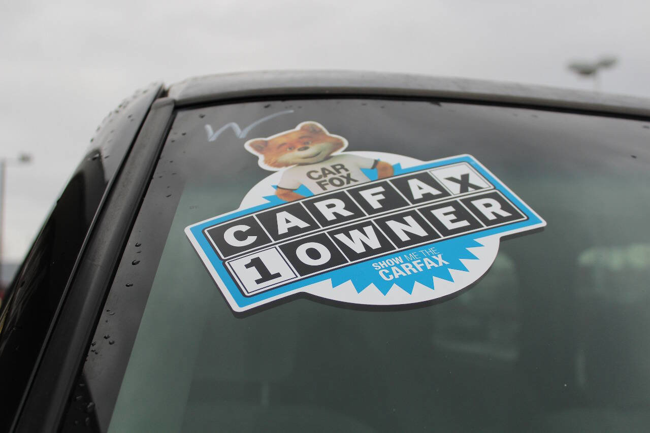 Used 2003 Chevrolet Tahoe LS image 19