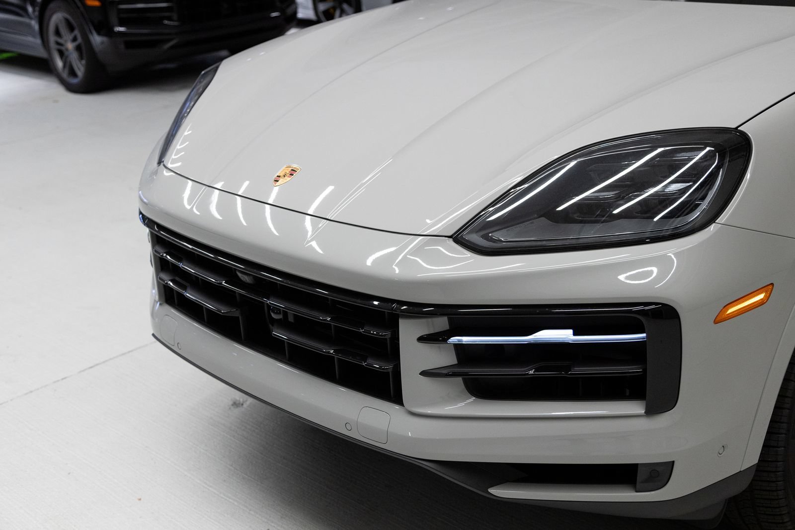 New 2026 Porsche Cayenne Coupe AWD/4WD image 32