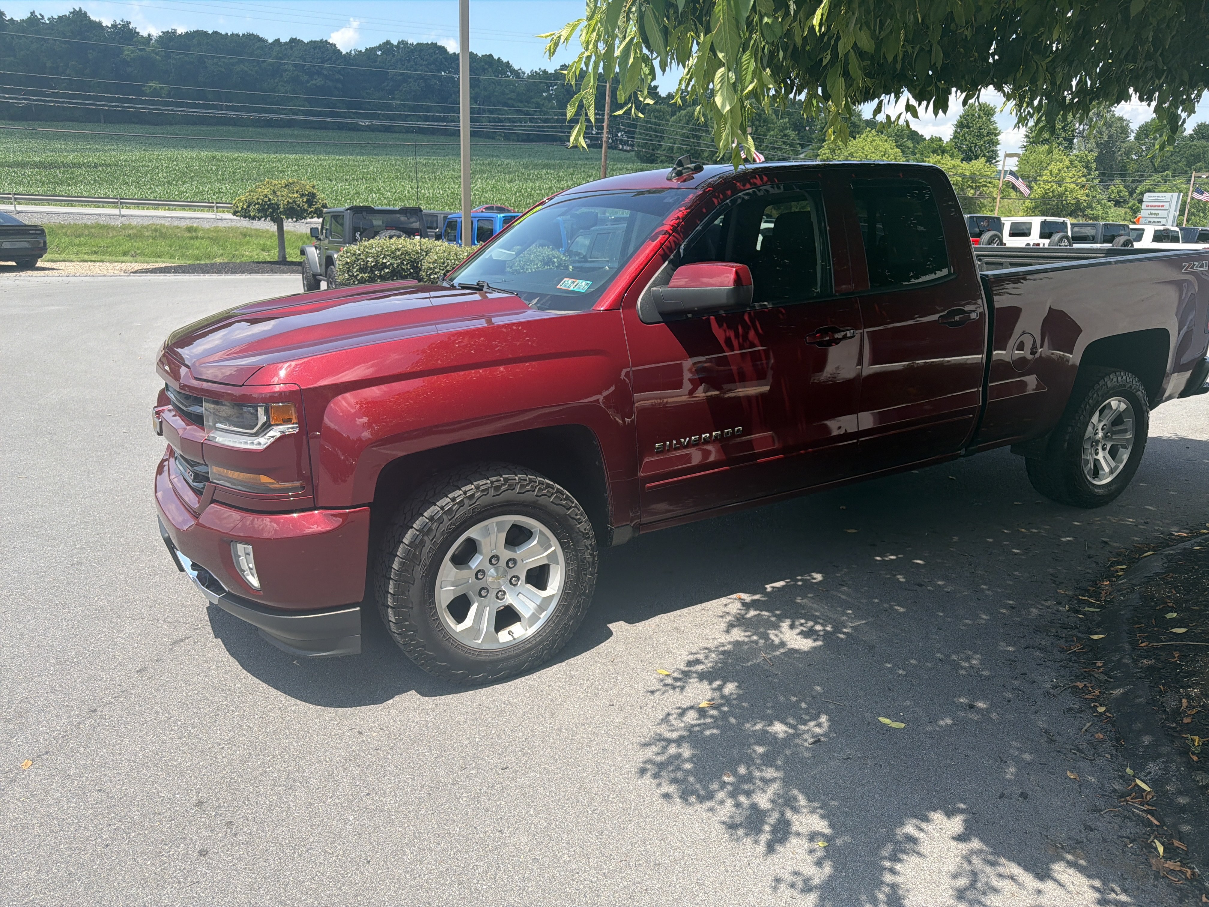 Used 2017 Chevrolet Silverado 1500 LT w/ All Star Edition AWD/4WD image 8
