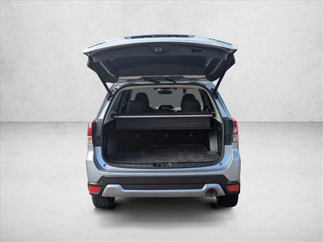 Used 2021 Subaru Forester Touring image 7