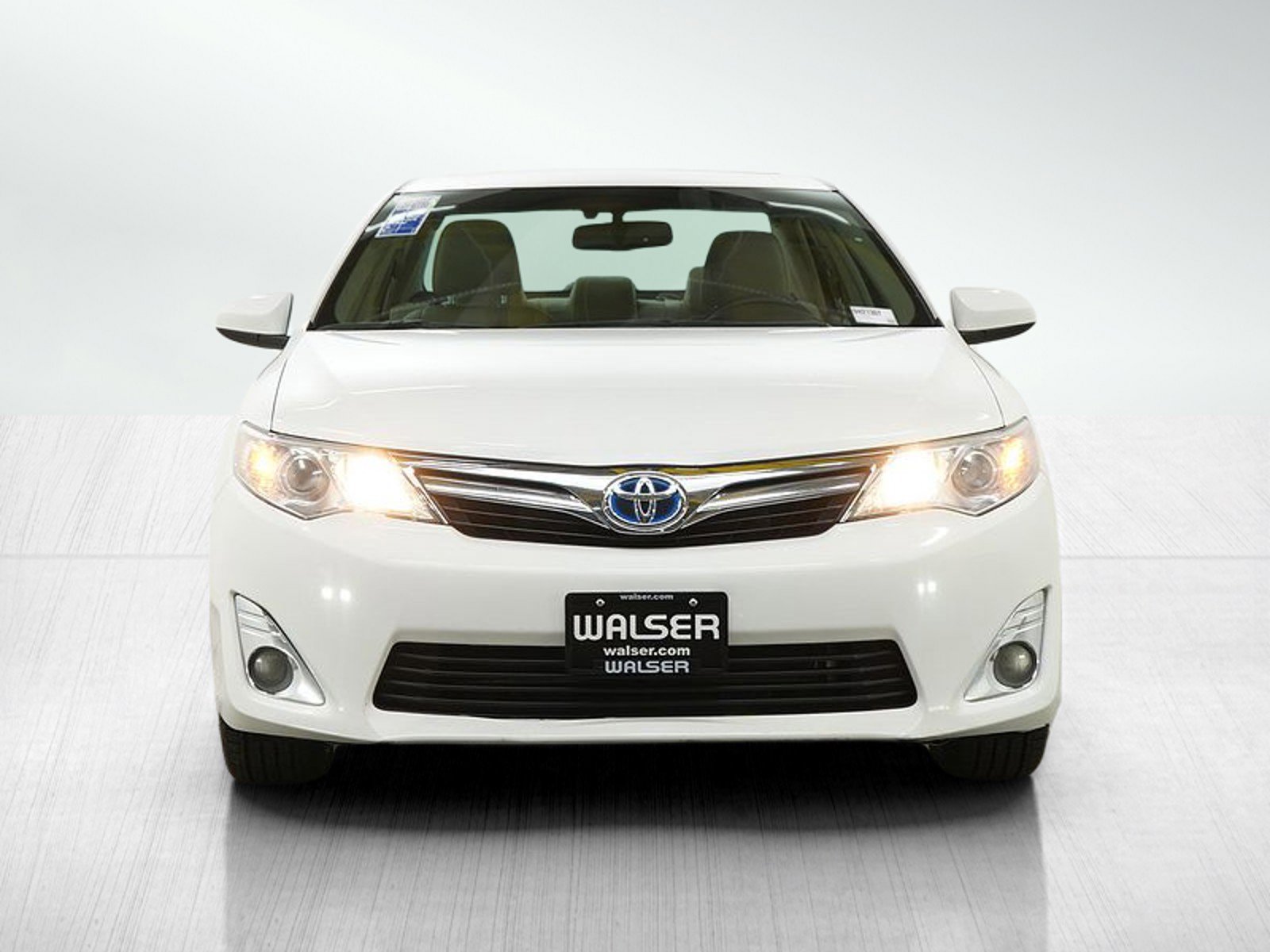 Used 2013 Toyota Camry XLE w/ Leather Pkg FWD image 8