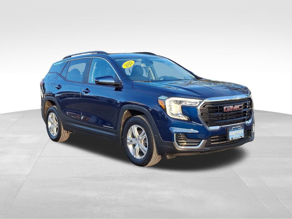 Certified 2022 GMC Terrain SLE w/ Driver Convenience Package image 1