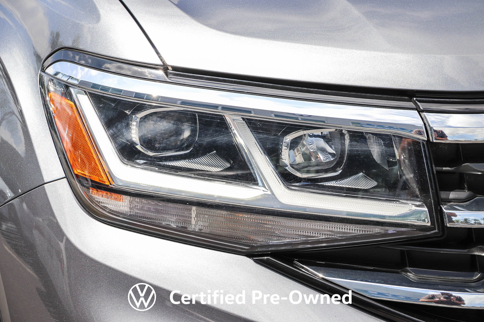 Certified 2023 Volkswagen Atlas SE w/ Panoramic Sunroof Package FWD image 5