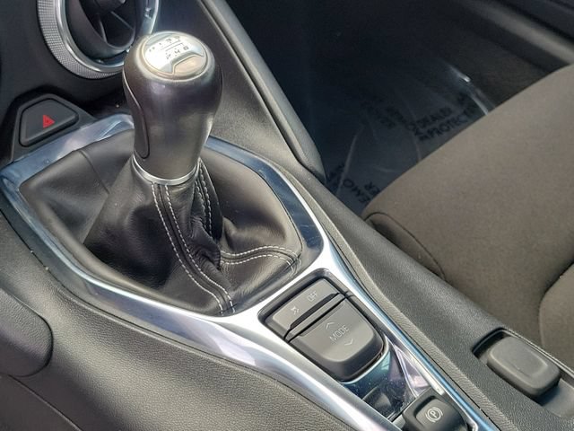 Used 2023 Chevrolet Camaro LT RWD image 28