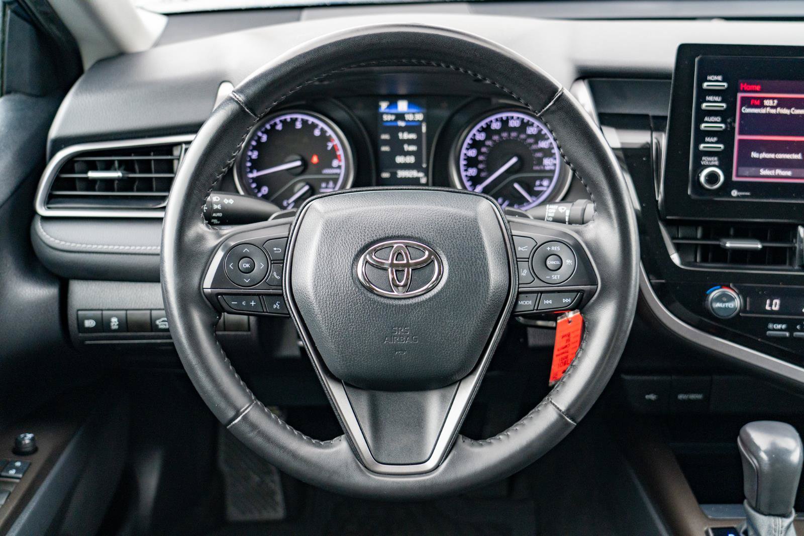 Used 2021 Toyota Camry SE FWD image 18
