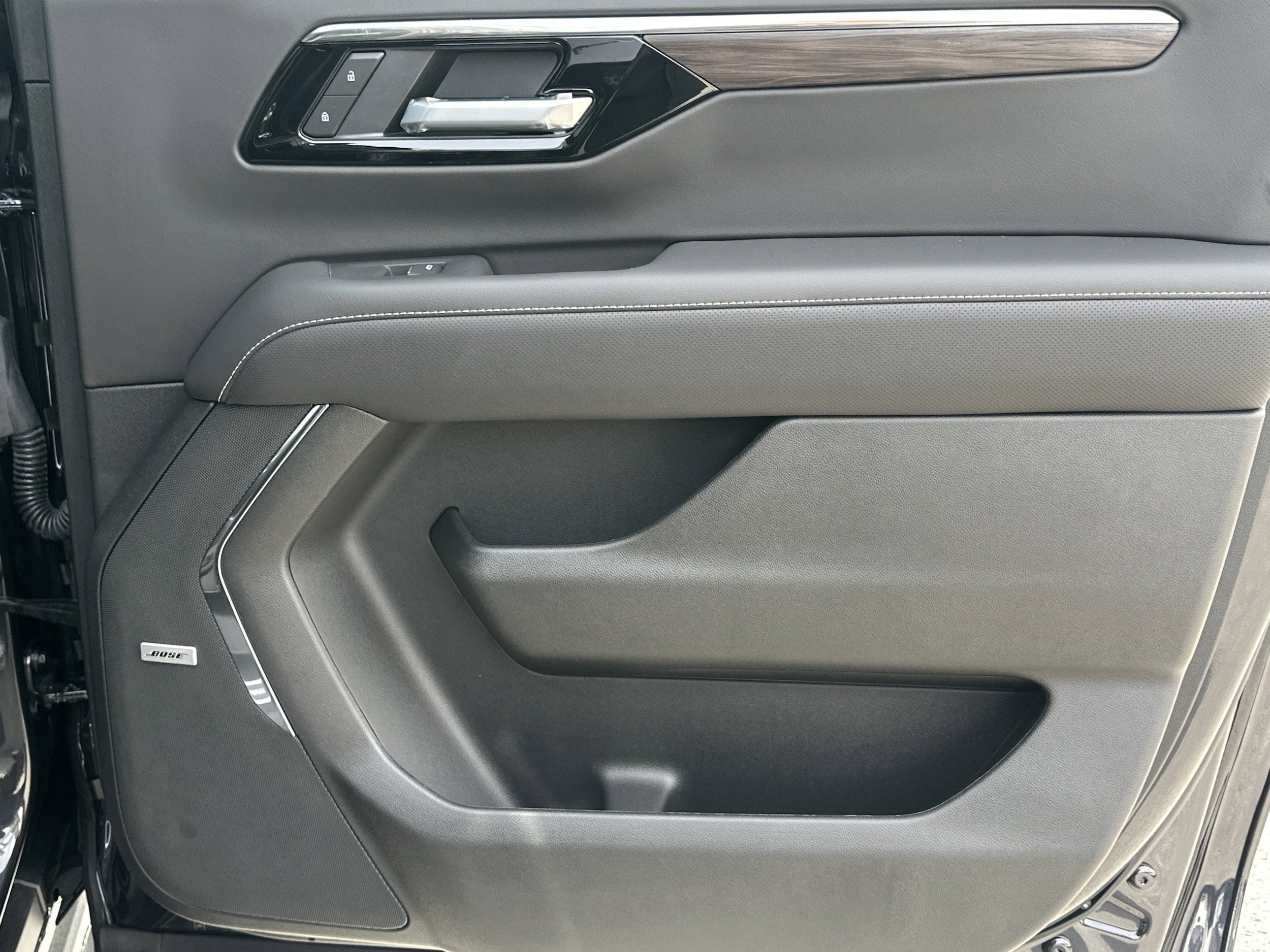 New 2026 Chevrolet Suburban Premier w/ Sun And Tow Package image 16