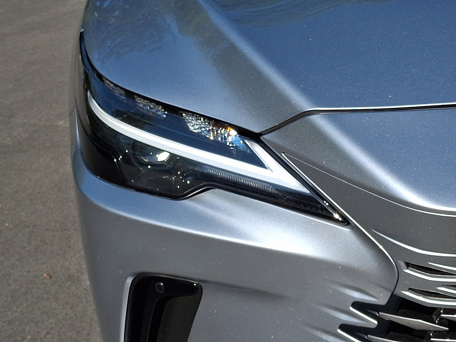 Certified 2023 Lexus RX 350 Premium w/ Cold Area Package AWD/4WD image 9