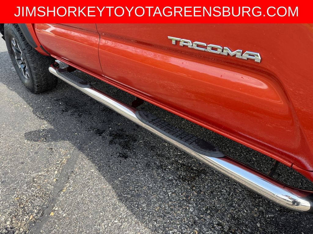 Used 2016 Toyota Tacoma TRD Off-Road AWD/4WD image 27