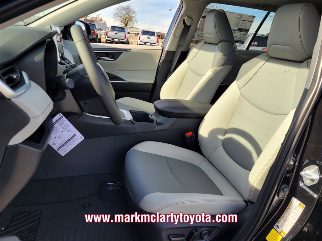 New 2025 Toyota RAV4 XLE Premium image 5