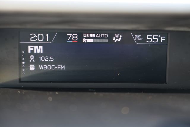 Used 2017 Subaru Impreza 2.0i Limited w/ Moonroof/BSD & Rcta/Eyesight image 26