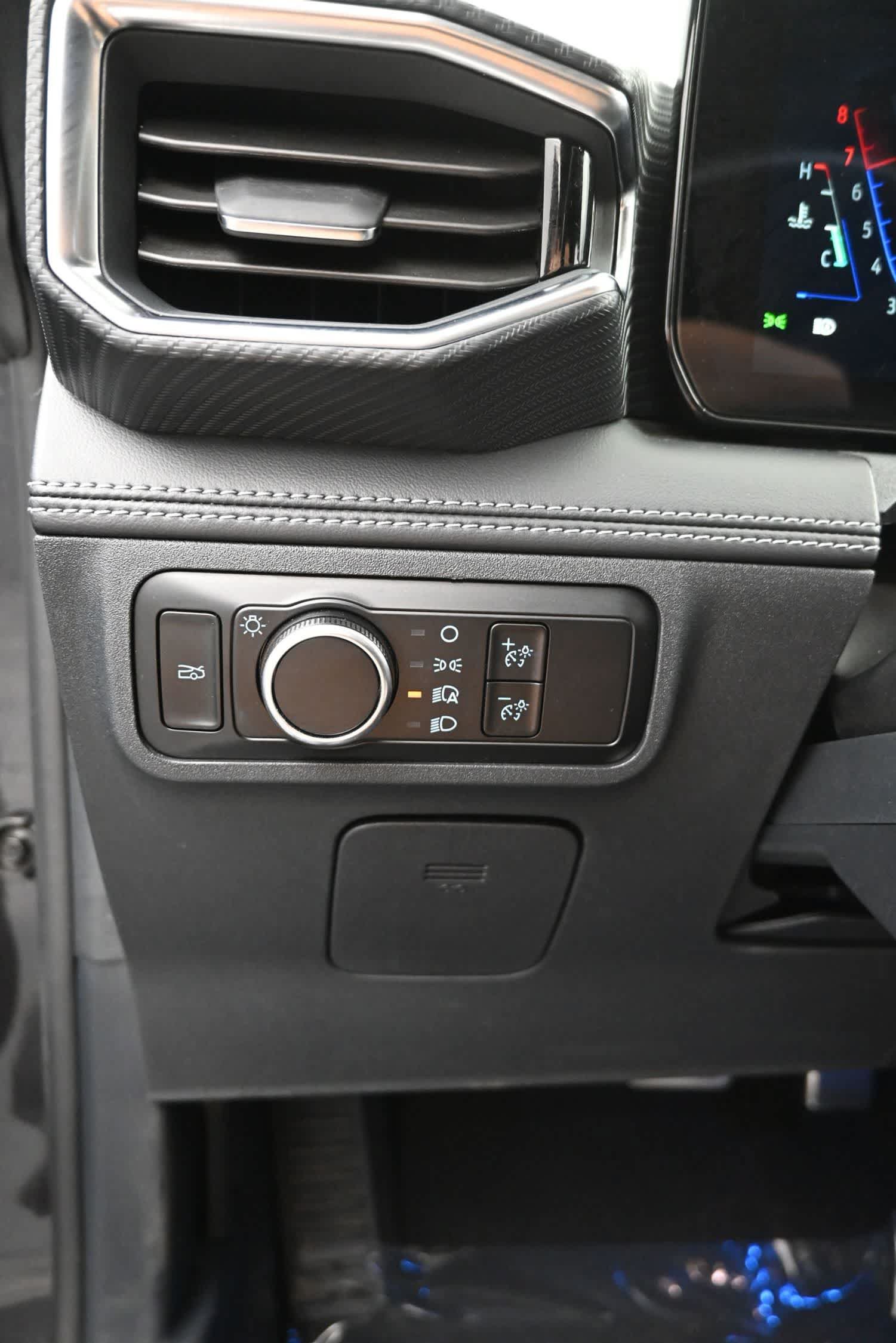 Used 2024 Ford Mustang Premium RWD image 23