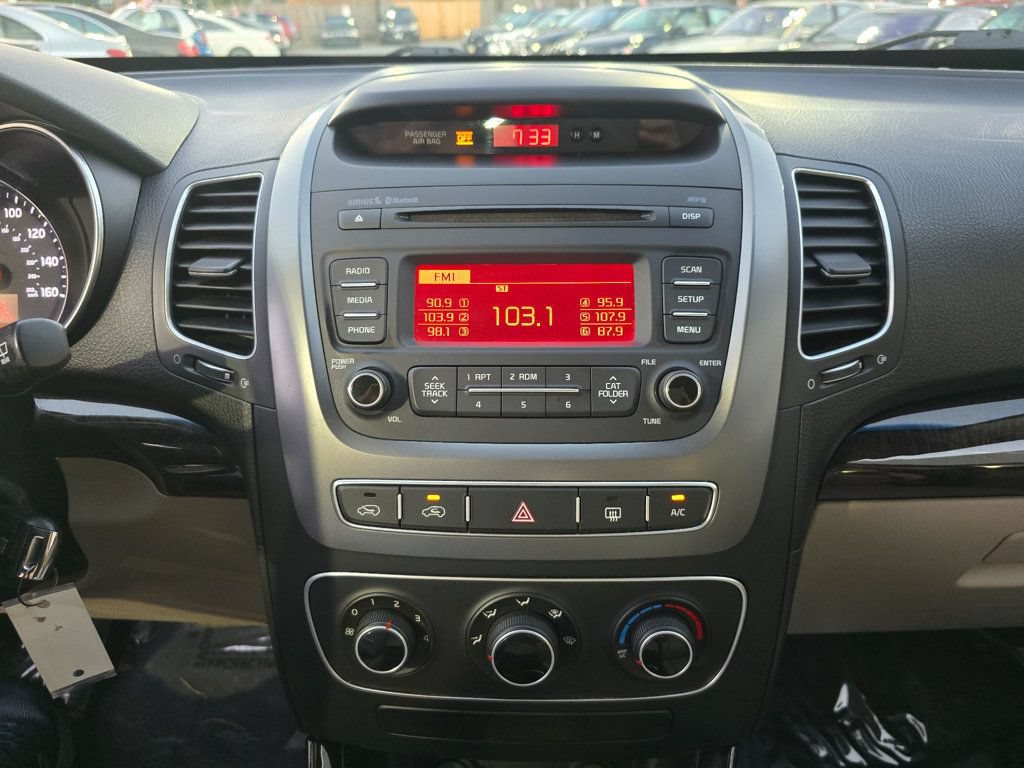 Used 2014 Kia Sorento LX FWD image 21