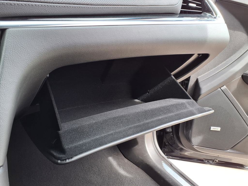 Certified 2025 Cadillac XT5 Premium Luxury AWD/4WD image 26