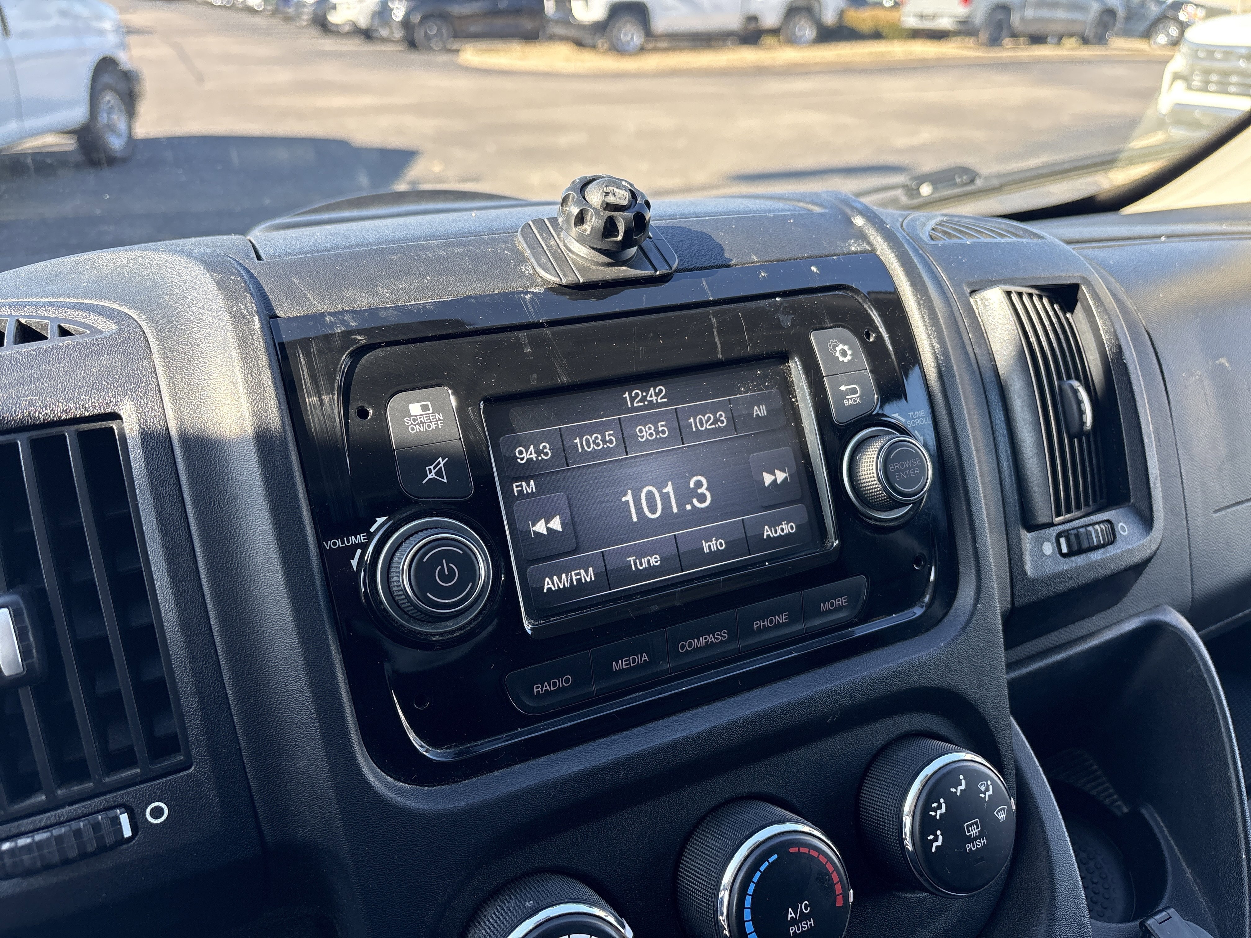 Used 2018 RAM ProMaster 3500 image 17