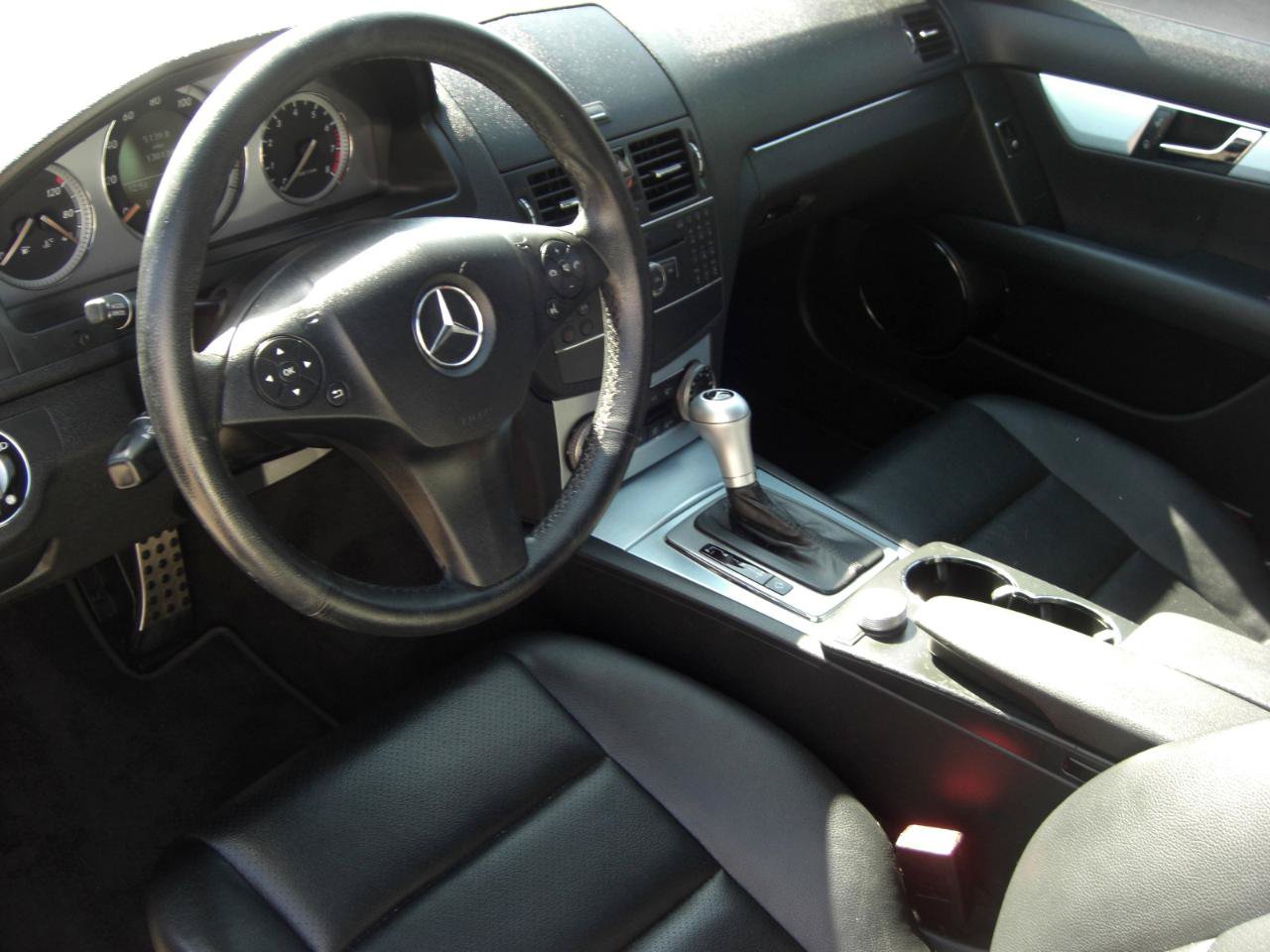 Used 2008 Mercedes-Benz C 300 Sedan image 6