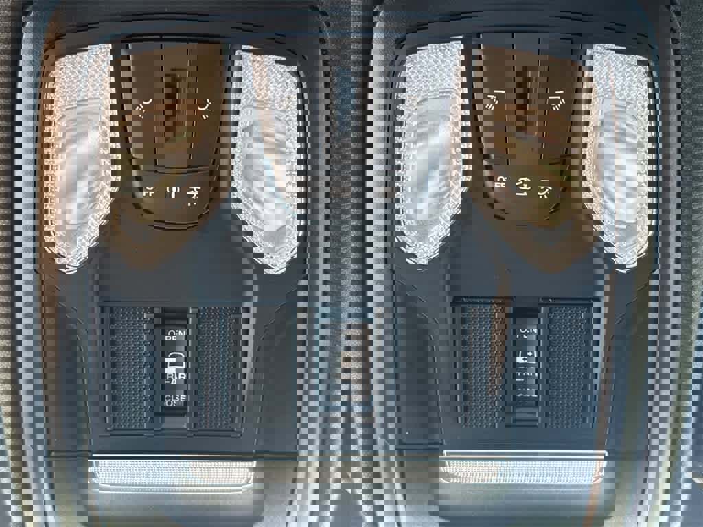 Used 2023 RAM 3500 Tradesman image 31