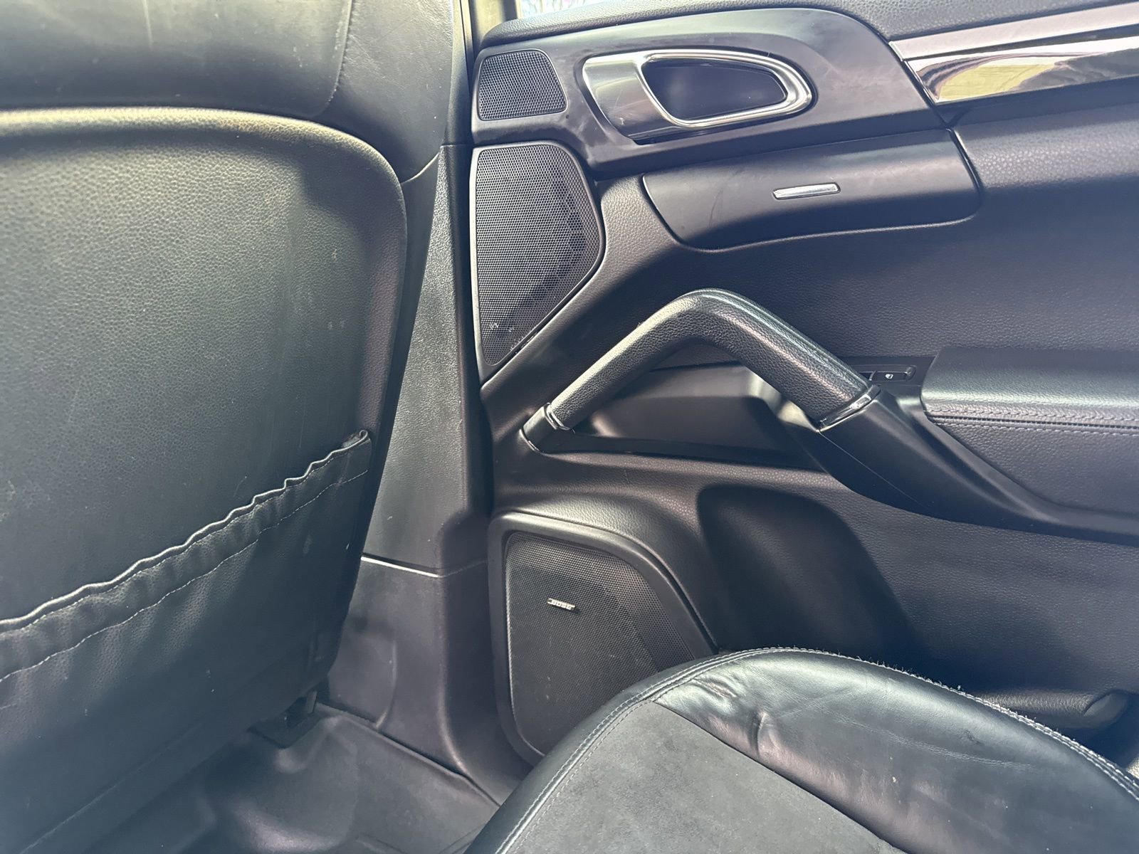 Used 2017 Porsche Cayenne image 17