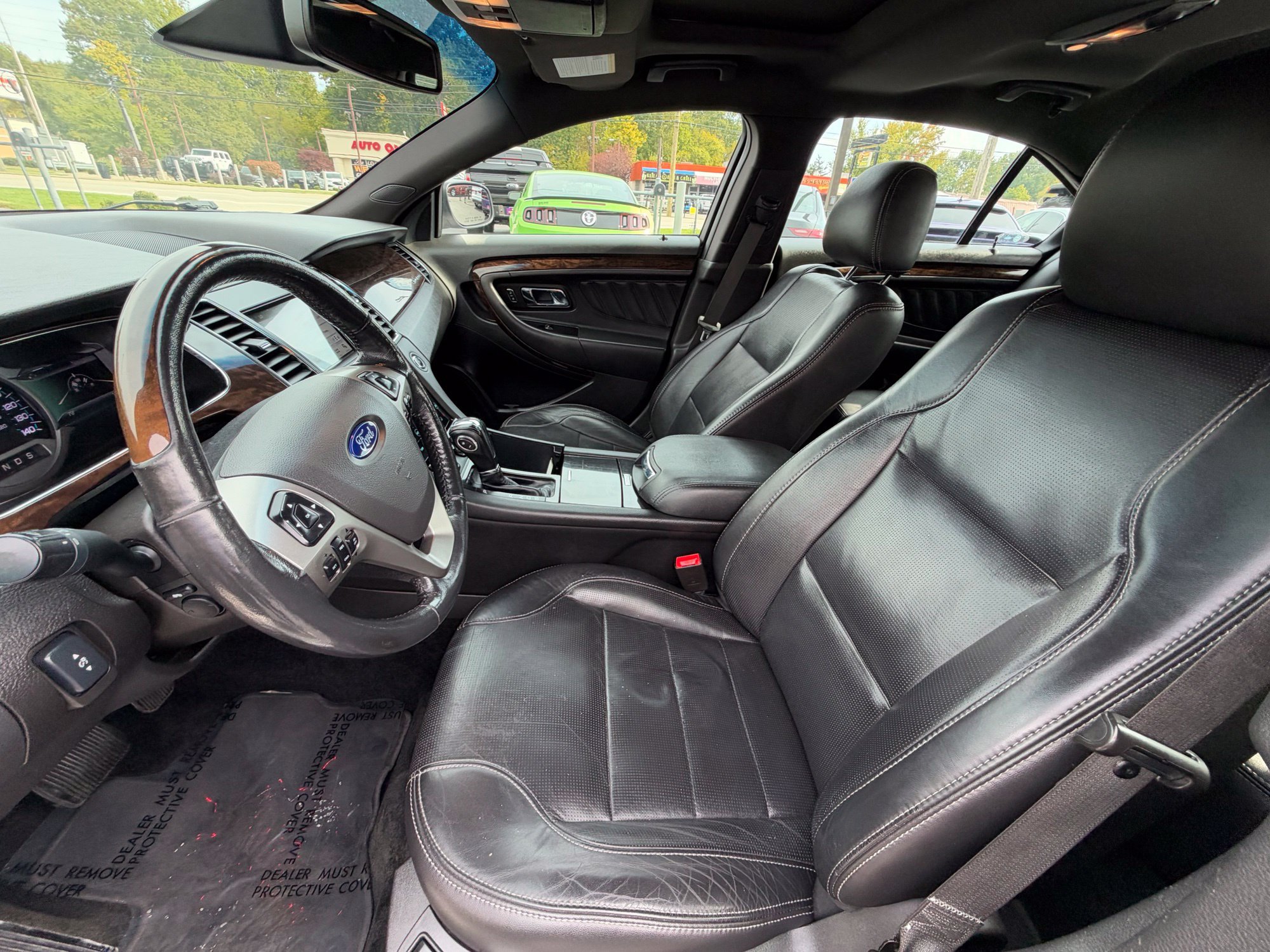 Used 2017 Ford Taurus Limited AWD/4WD image 13
