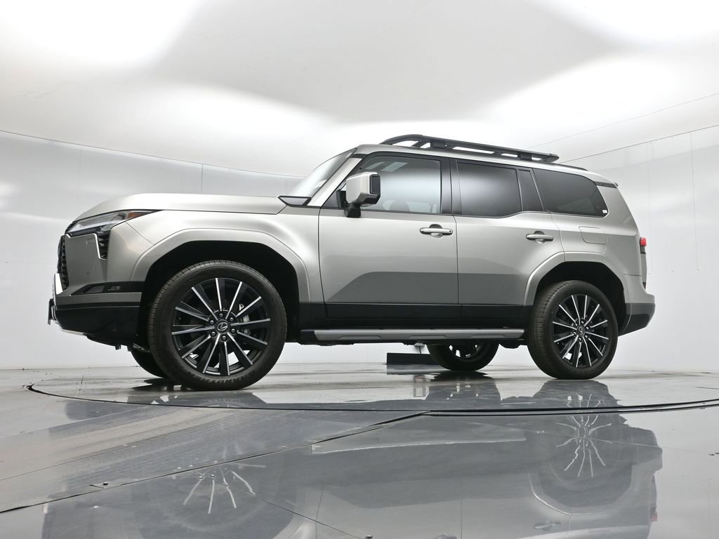 Used 2025 Lexus GX 550 w/ Accessory Package (2T) image 56