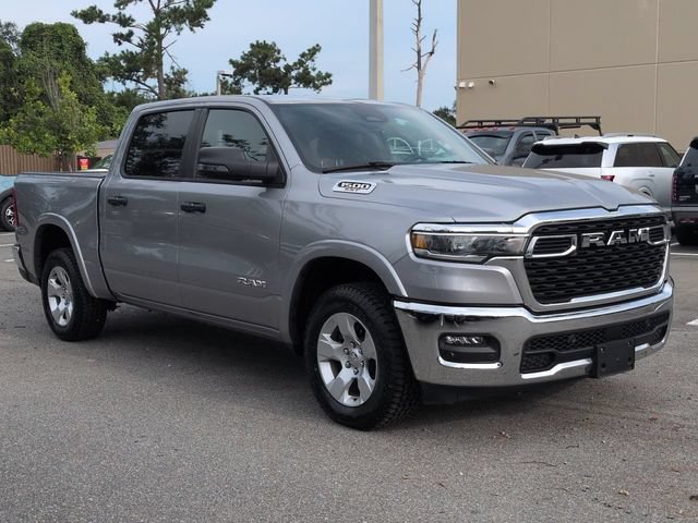 Used 2025 RAM 1500 Big Horn AWD/4WD image 3