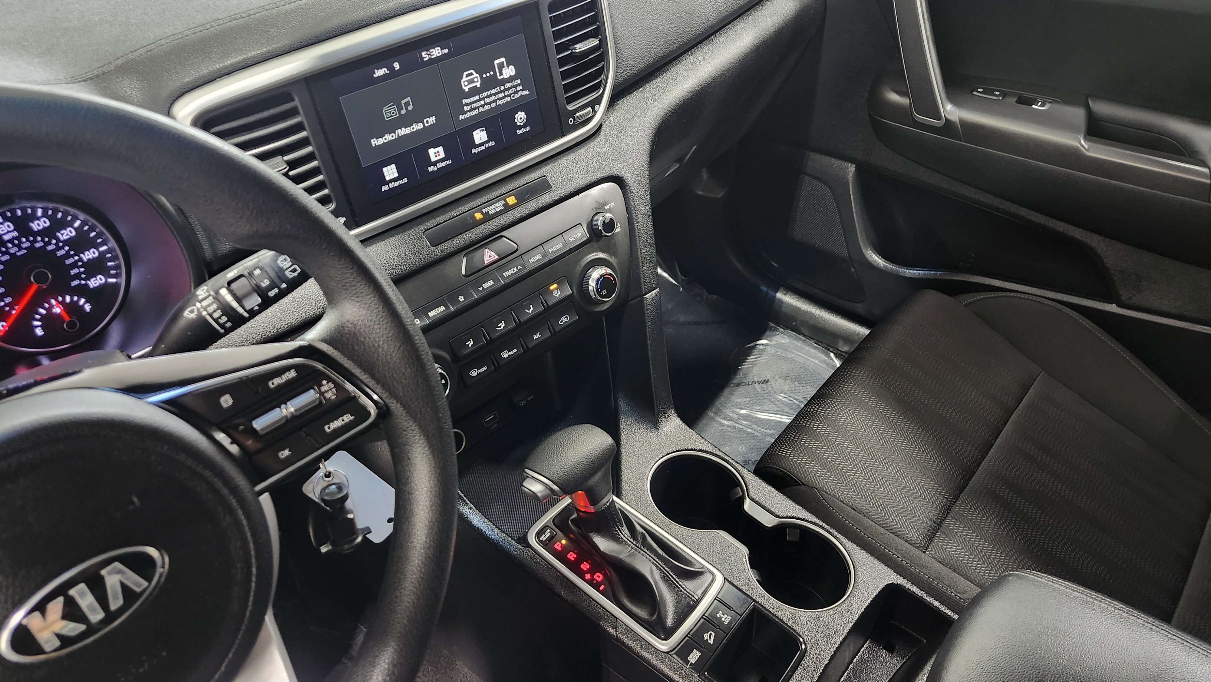 Used 2020 Kia Sportage LX image 26