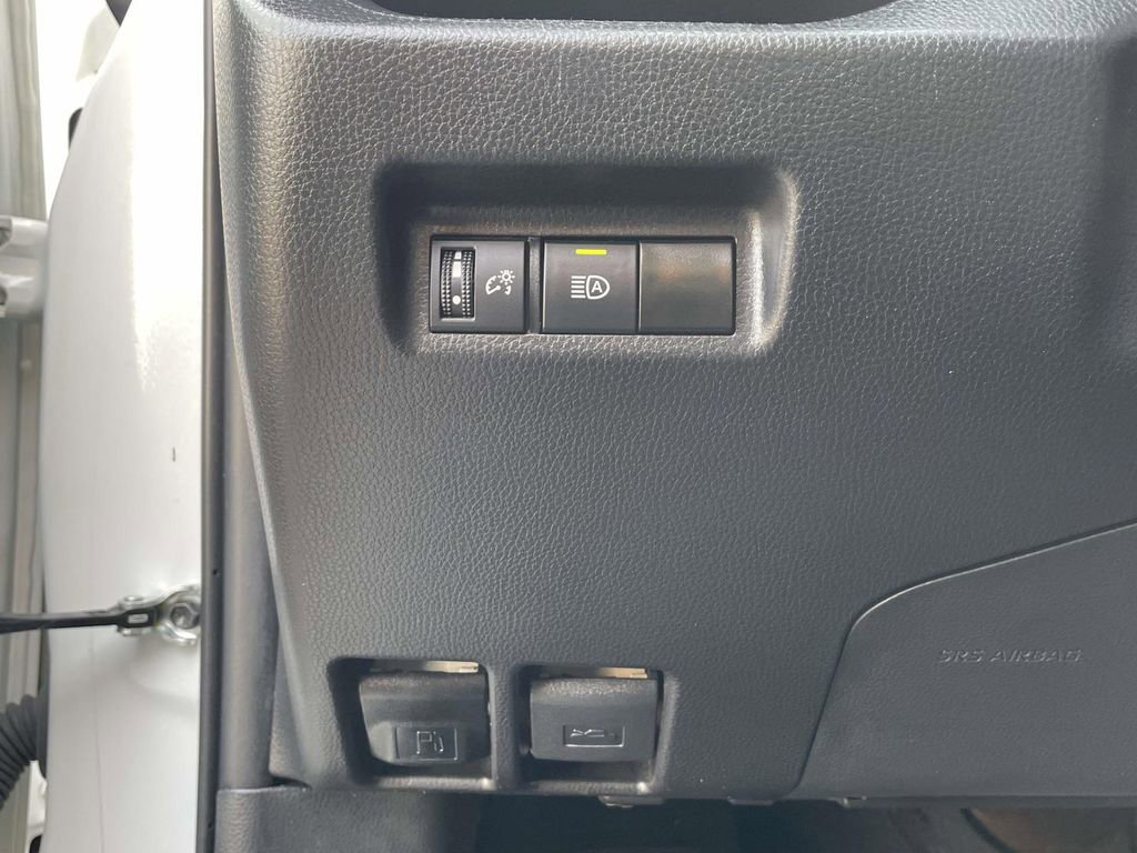 Used 2023 Toyota RAV4 XLE image 26