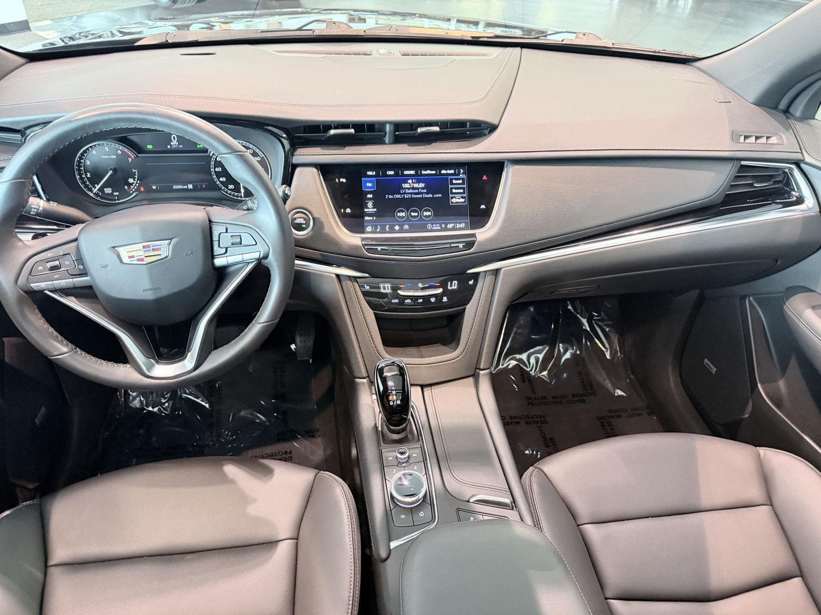 Certified 2024 Cadillac XT6 Luxury w/ LPO, Floor Liner Package AWD/4WD image 45