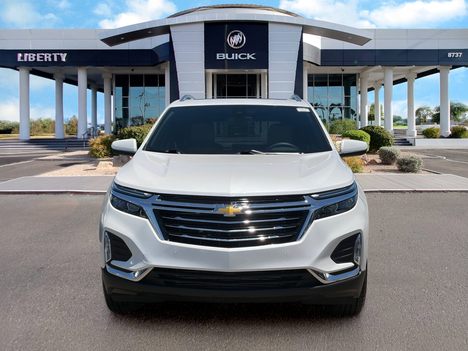 Used 2023 Chevrolet Equinox Premier FWD image 4