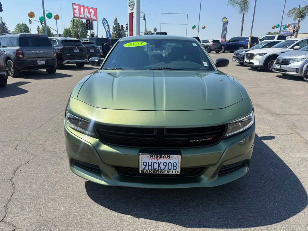 Used 2023 Dodge Charger SXT w/ Blacktop Package image 2