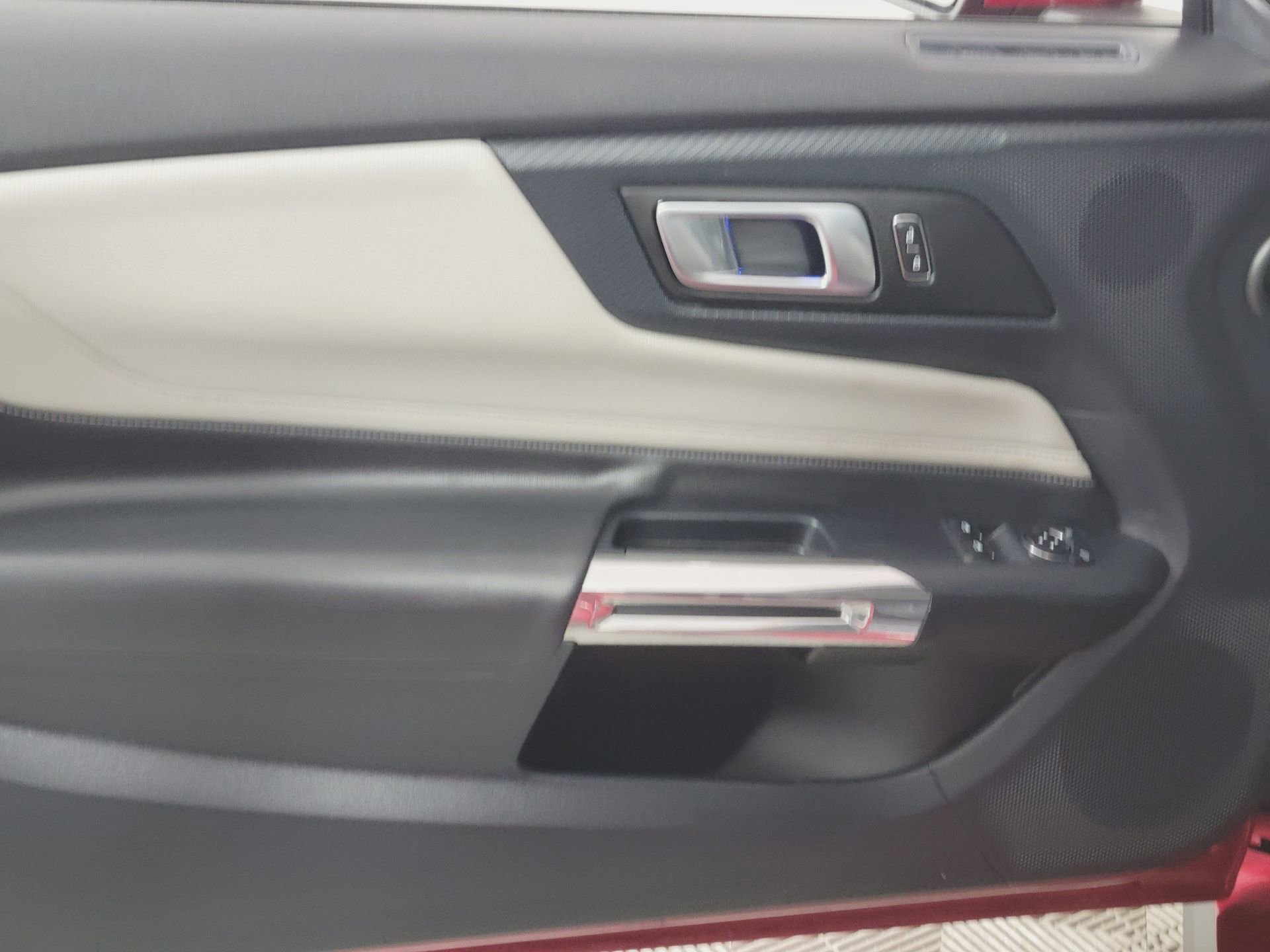 Used 2024 Ford Mustang GT Premium image 14