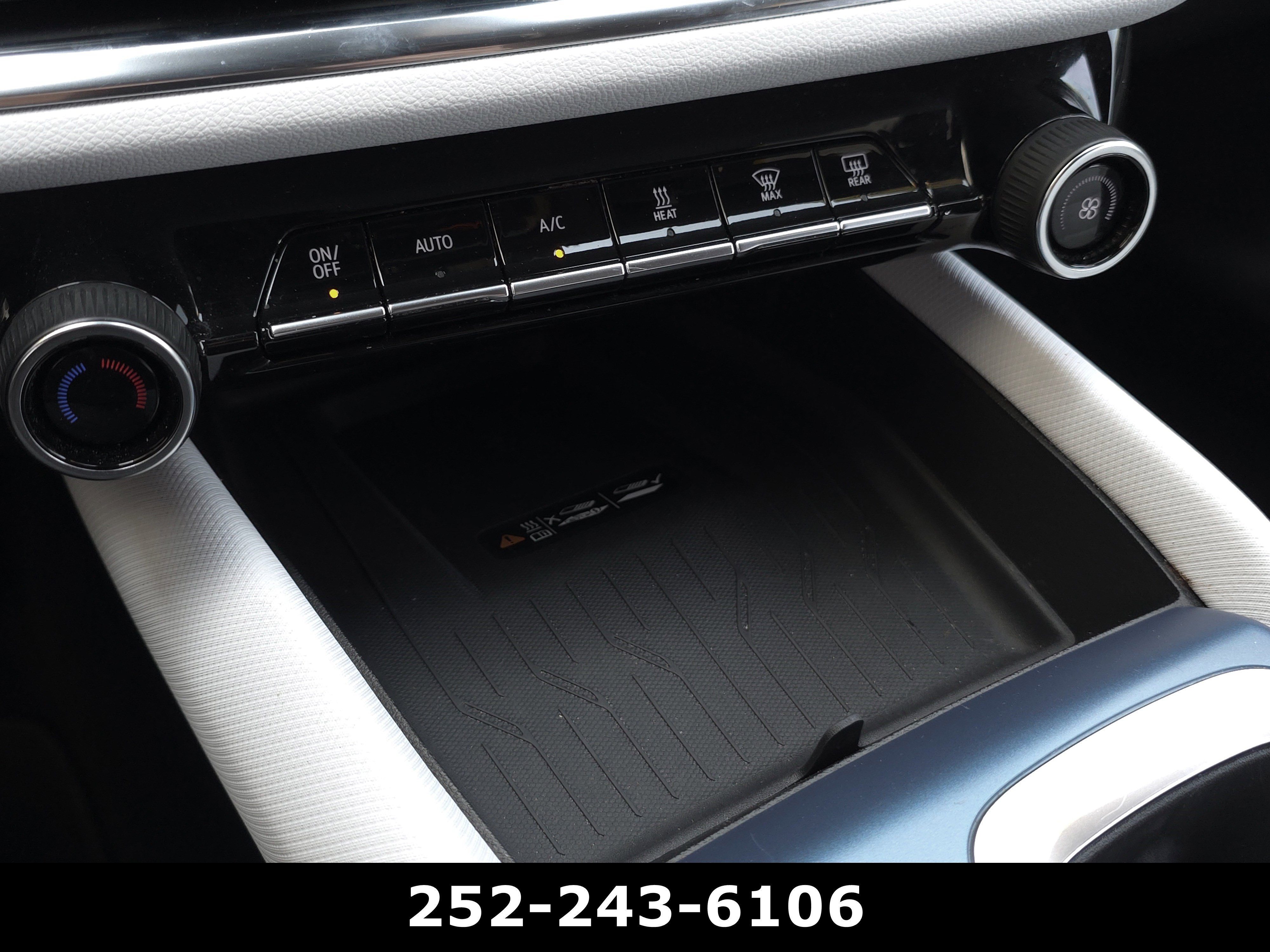 Used 2025 Chevrolet Equinox EV LT FWD image 15
