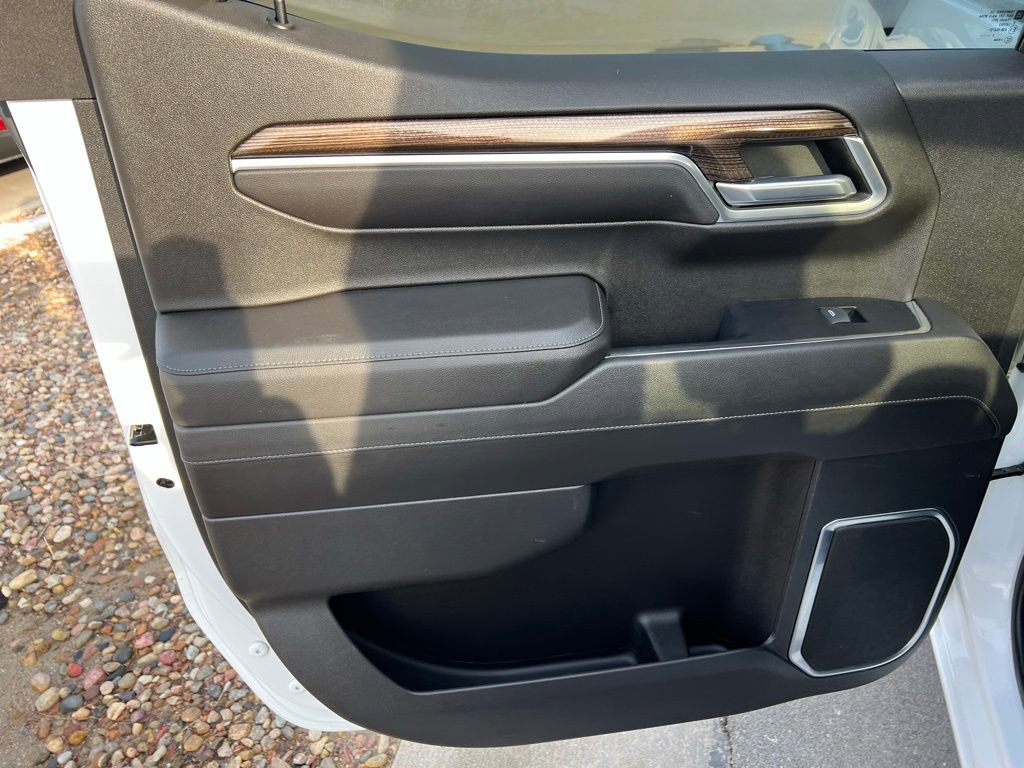 Used 2022 Chevrolet Silverado 1500 LT image 19